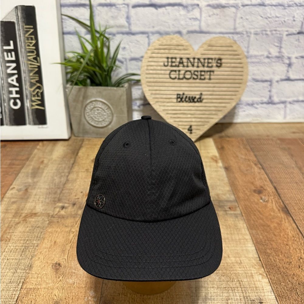 Gaiam Breathable Geo Hat black